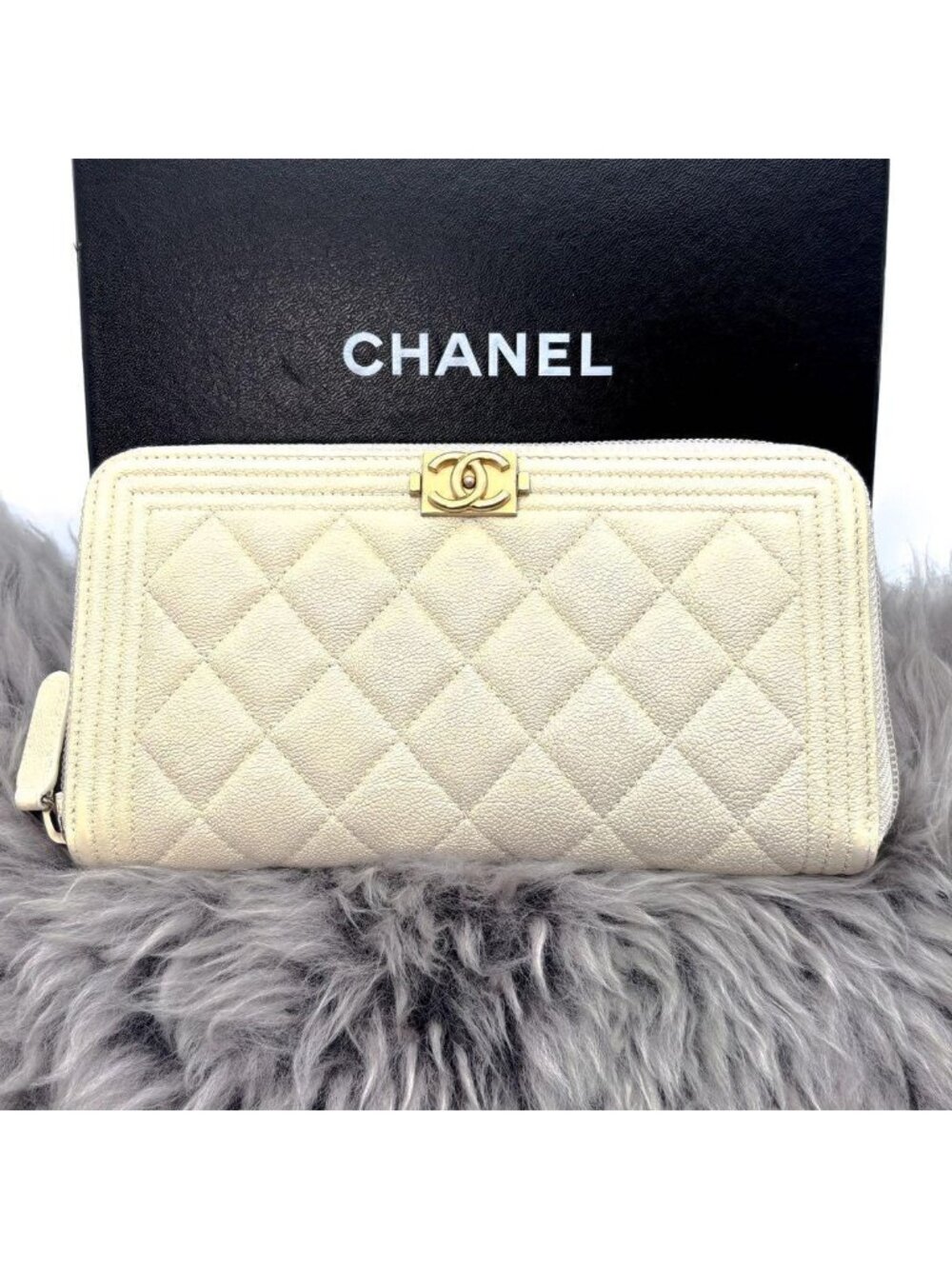 Chanel Wallet Round Wallets Cream